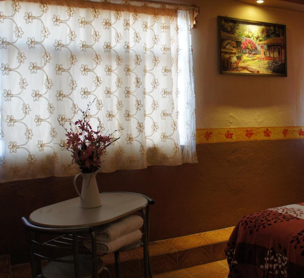 Y Jade Teotihuacan Inn