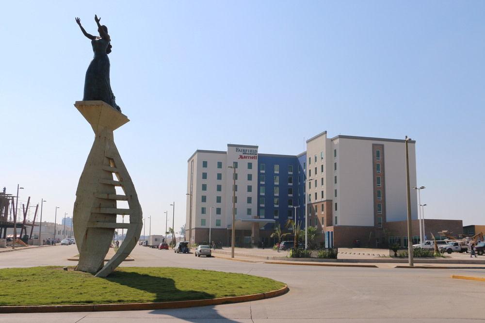Hotel Fairfield & By Marriott 3*