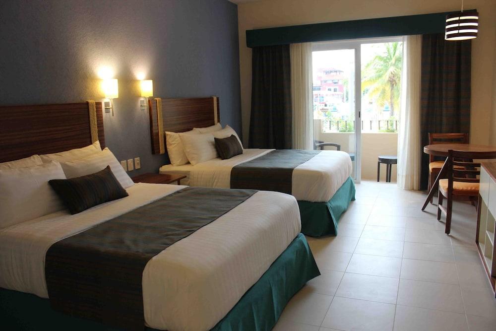 Huatulco By Ihg 4*
