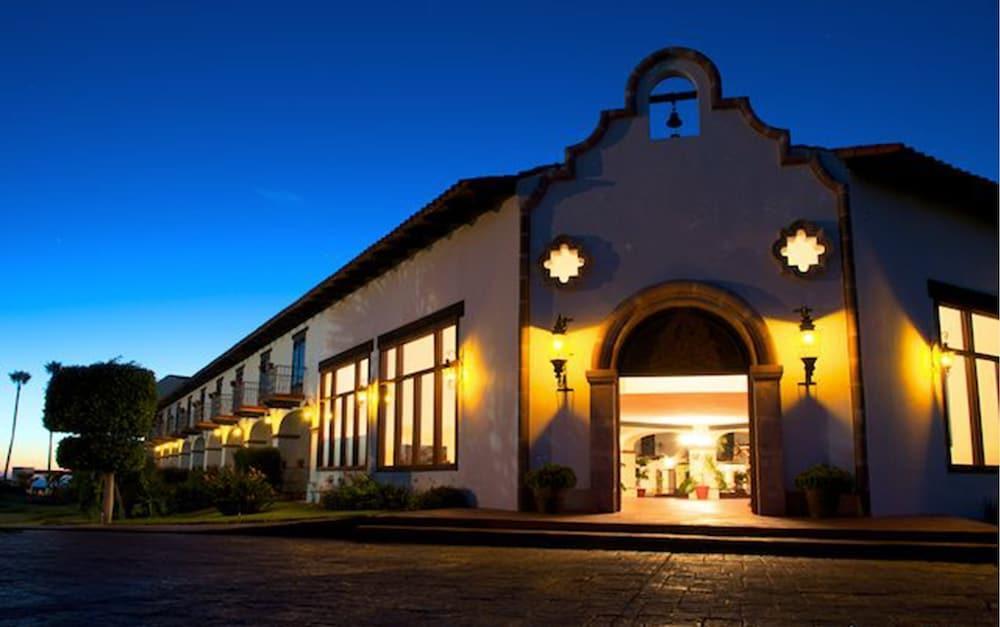 Hacienda Bajamar 5* La Mision