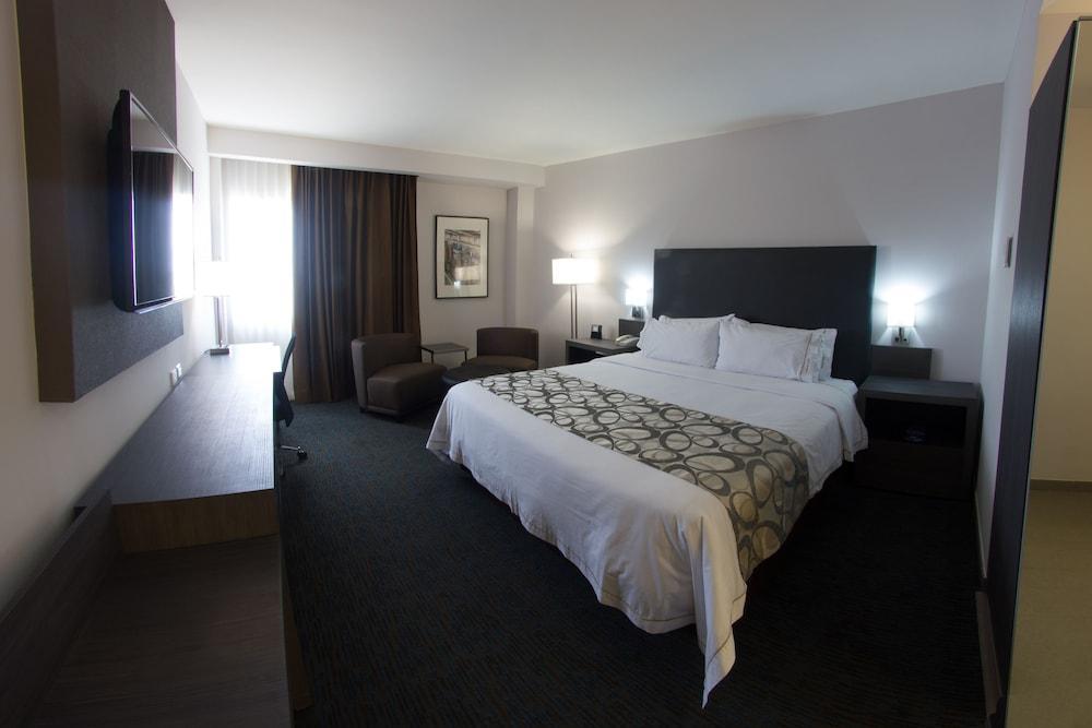 Hotel Express & By Ihg