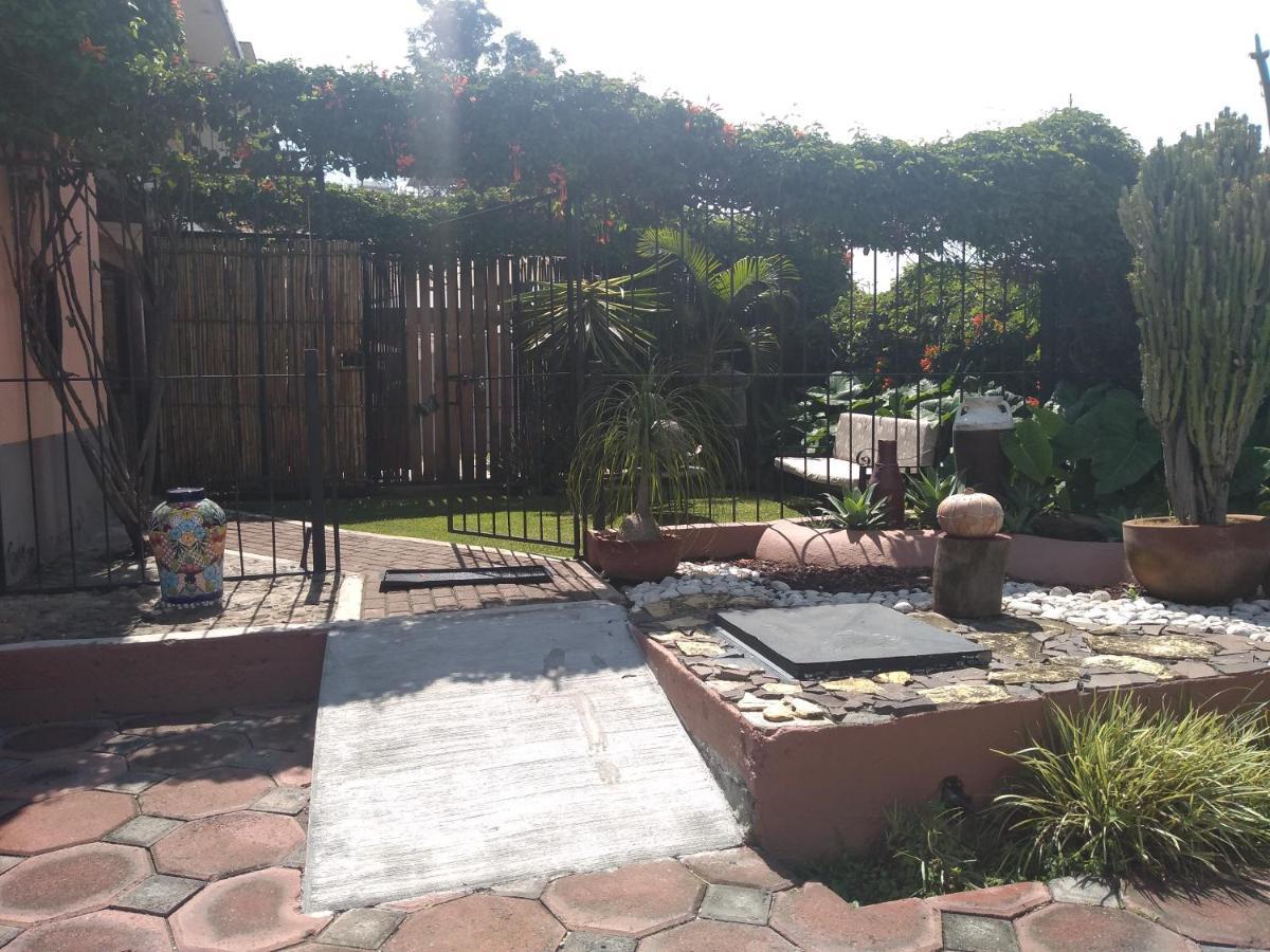 La Casa Del Volcan Inn