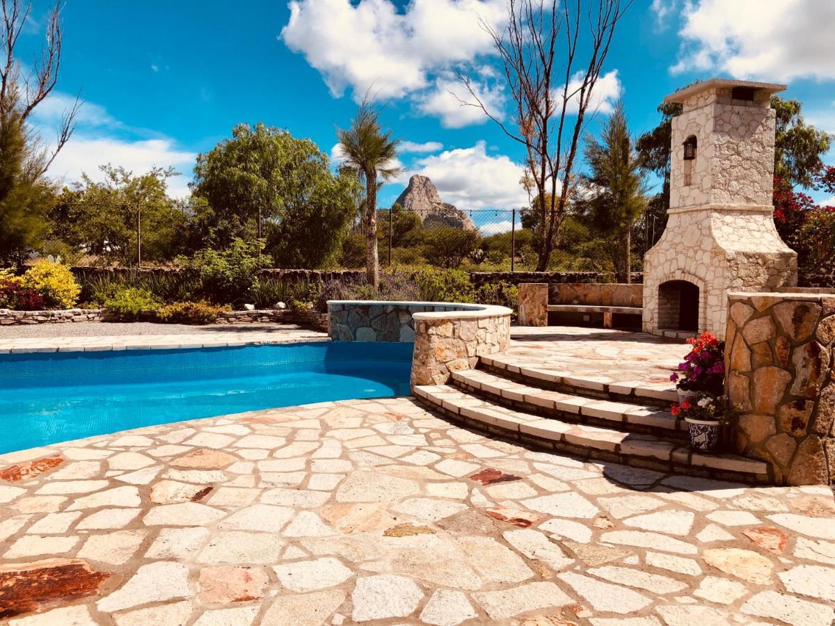 Hotel Club Vergel Bernal