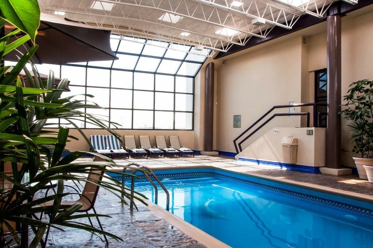 Everest Hotel 4*