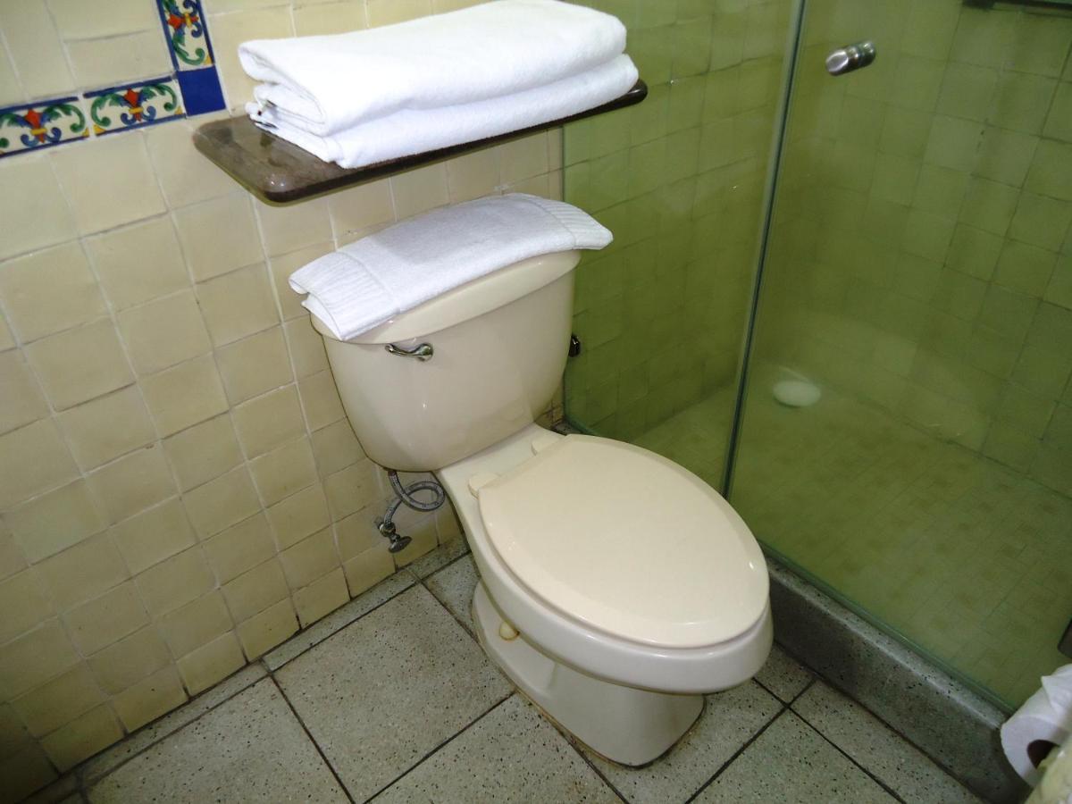 Hotel Concierge Plaza Colima