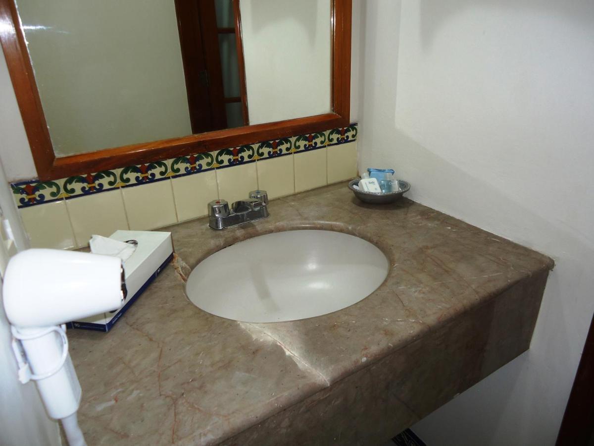 Concierge Plaza Hotel 4*