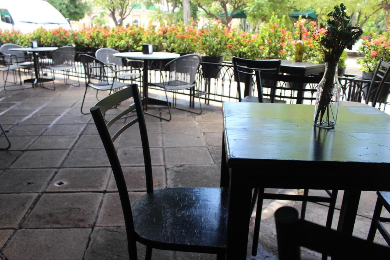 Concierge Plaza Hotel 4*