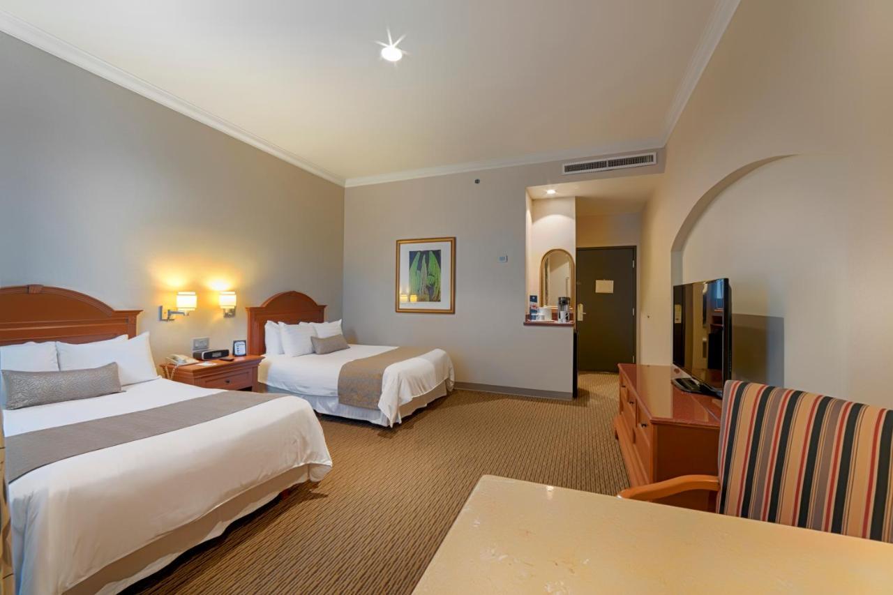 Hotel Araiza