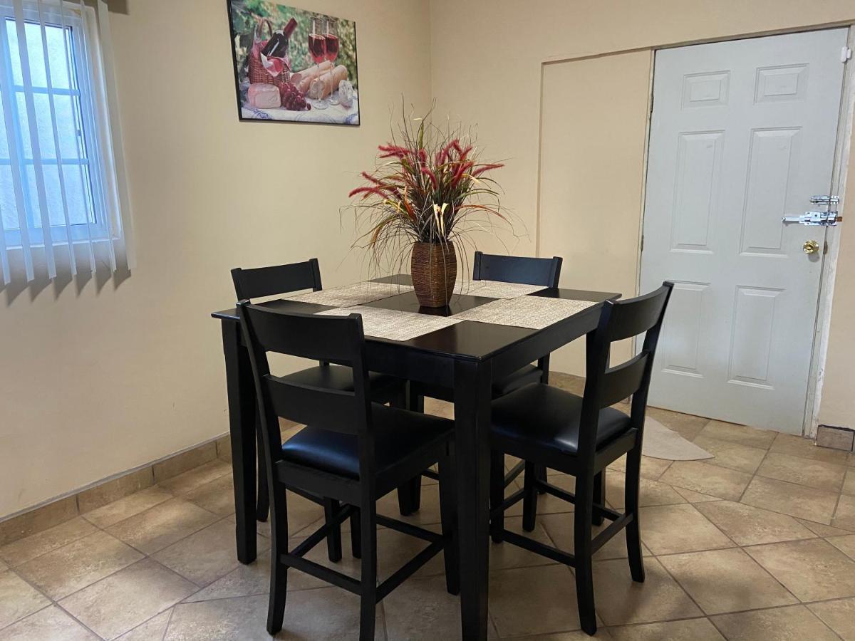 Casa Flores & Flores Holiday home Ensenada