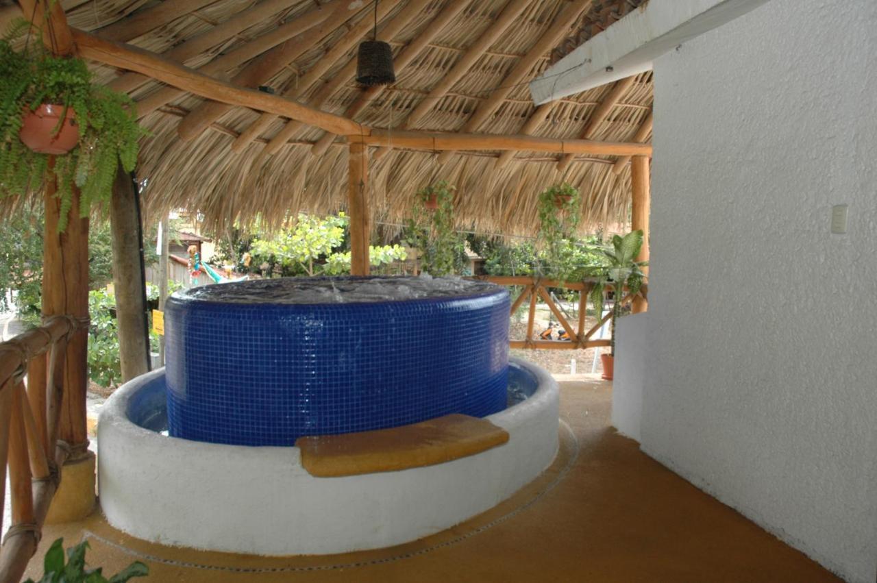 Mercedes Hotel 3*