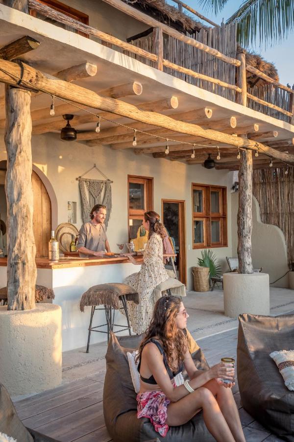 Hotel Casa Cat Ba Beachfront Boutique