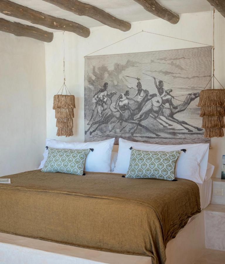 Casa Cat Ba Beachfront Boutique Hotel