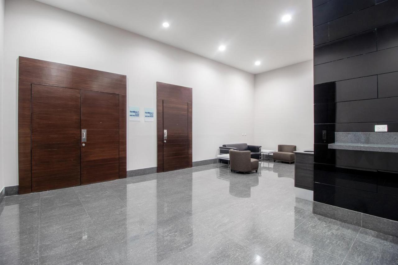 Express & By Ihg Hermosillo