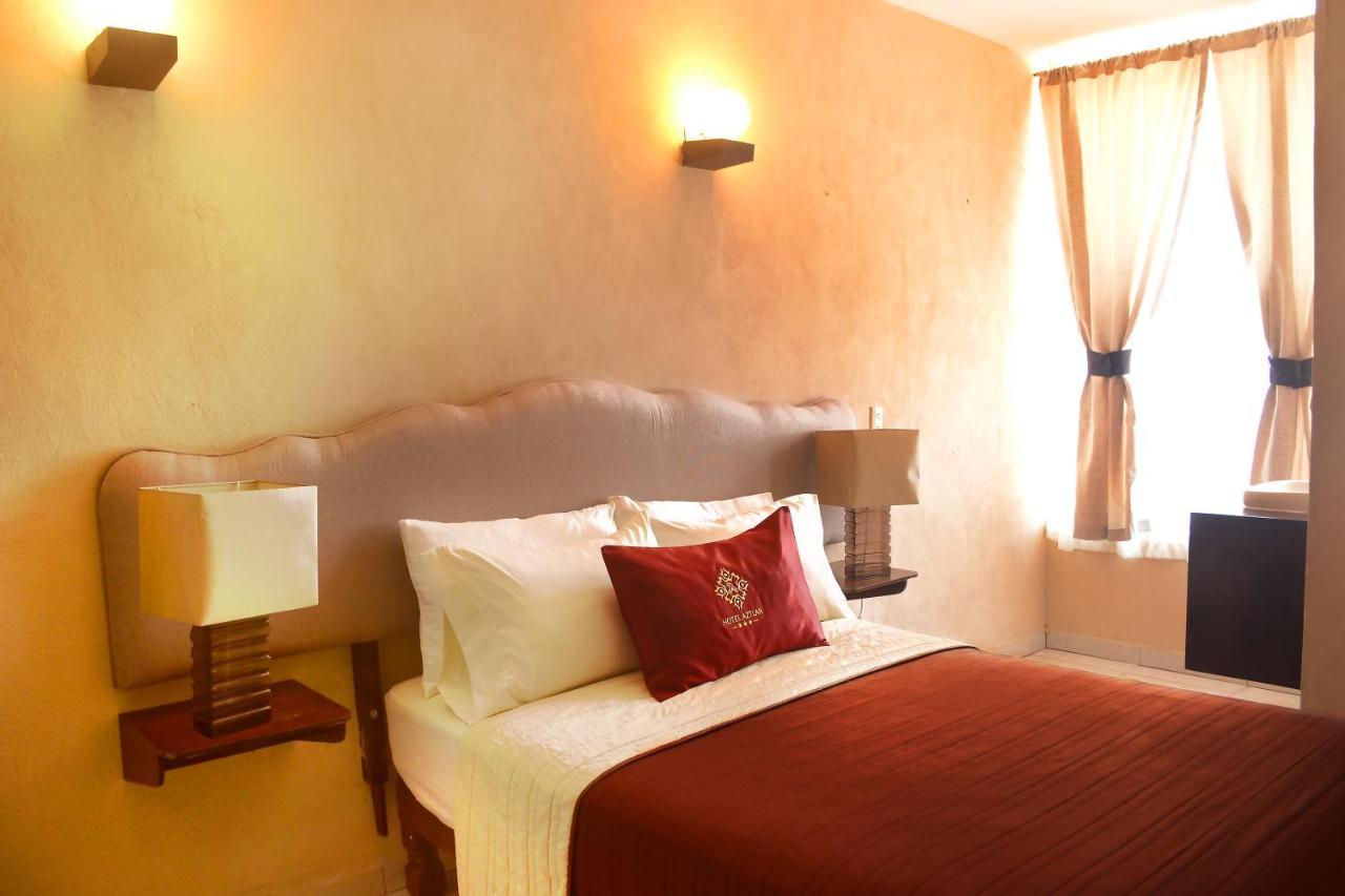 Hotel Aztlan 3*