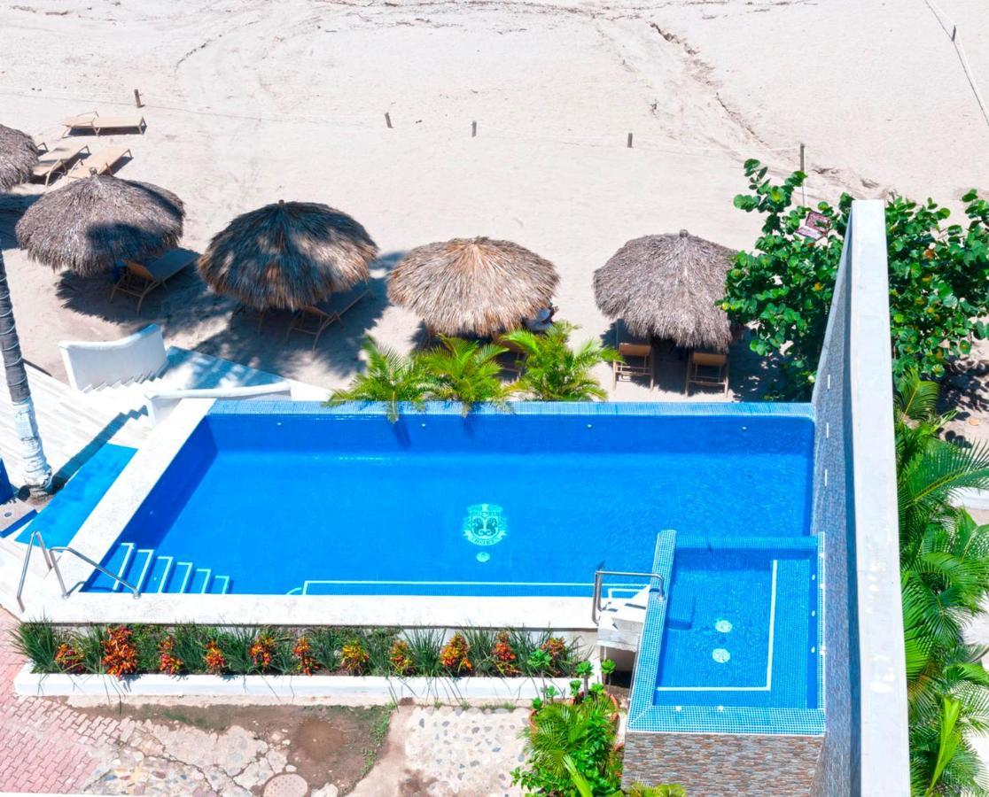 Vallarta Shores Aparthotel 4*