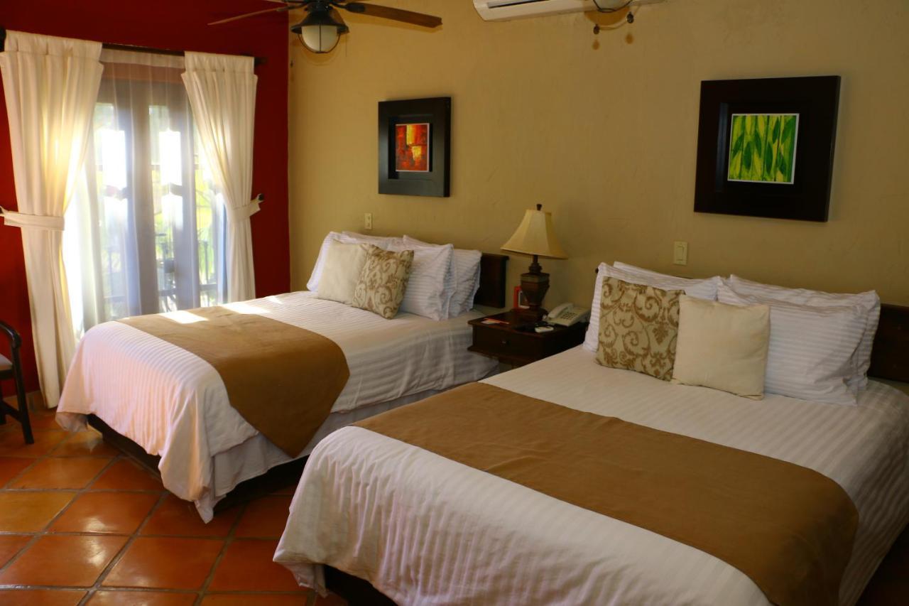 Del Cortes Hotel