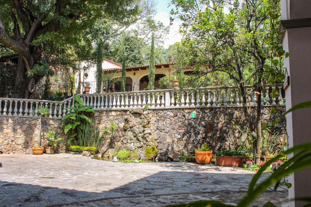 Hacienda Maria Elena Inn