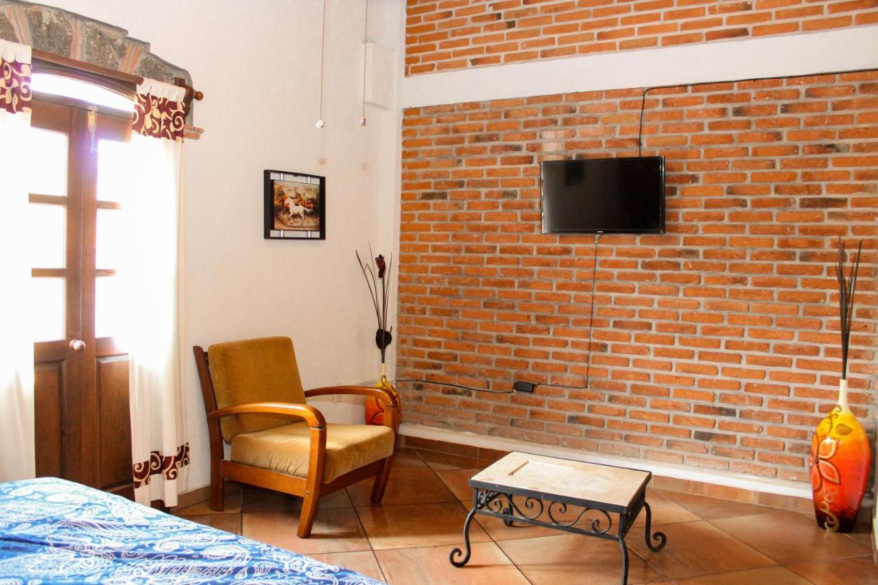 Hacienda Maria Elena Inn