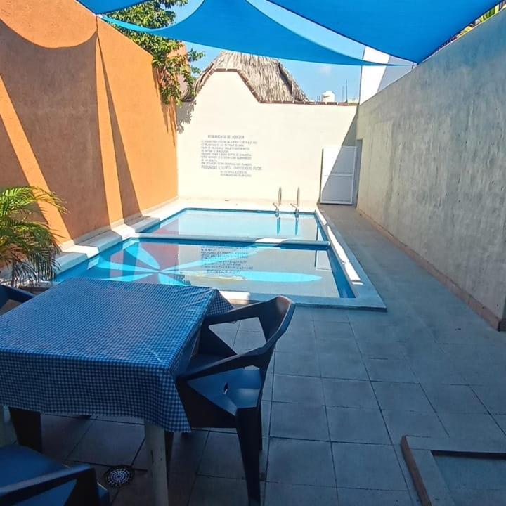 Pacifico 4* Barra de Navidad