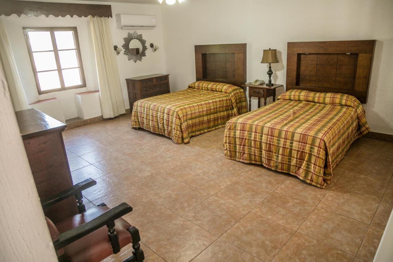 Playa De Cortes Hotel 3*