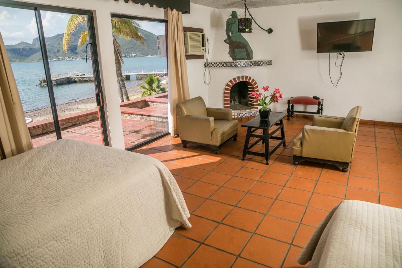 Hotel Playa De Cortes
