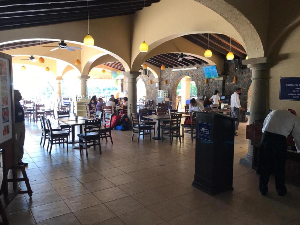 Coral Cuernavaca & 4*