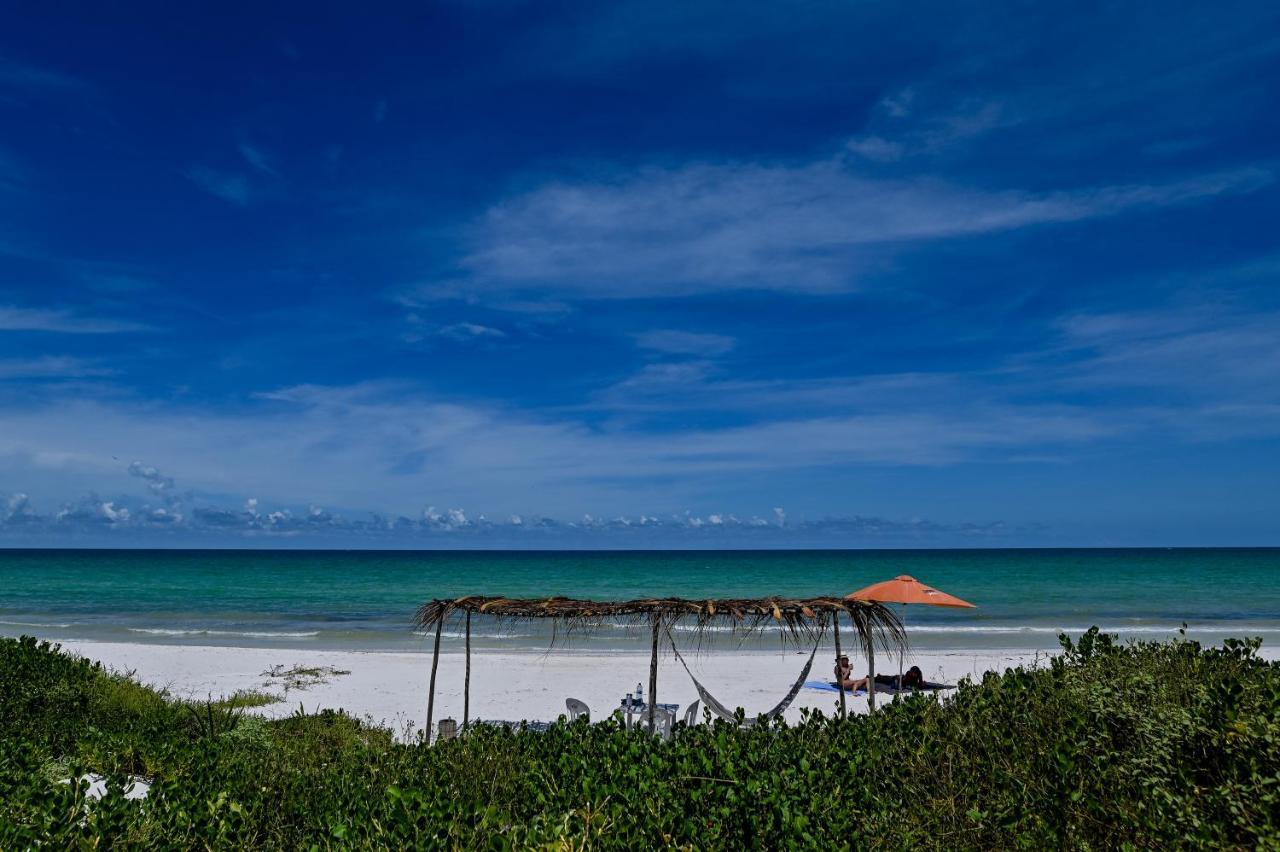 Casa Mate Beachfront El Cuyo