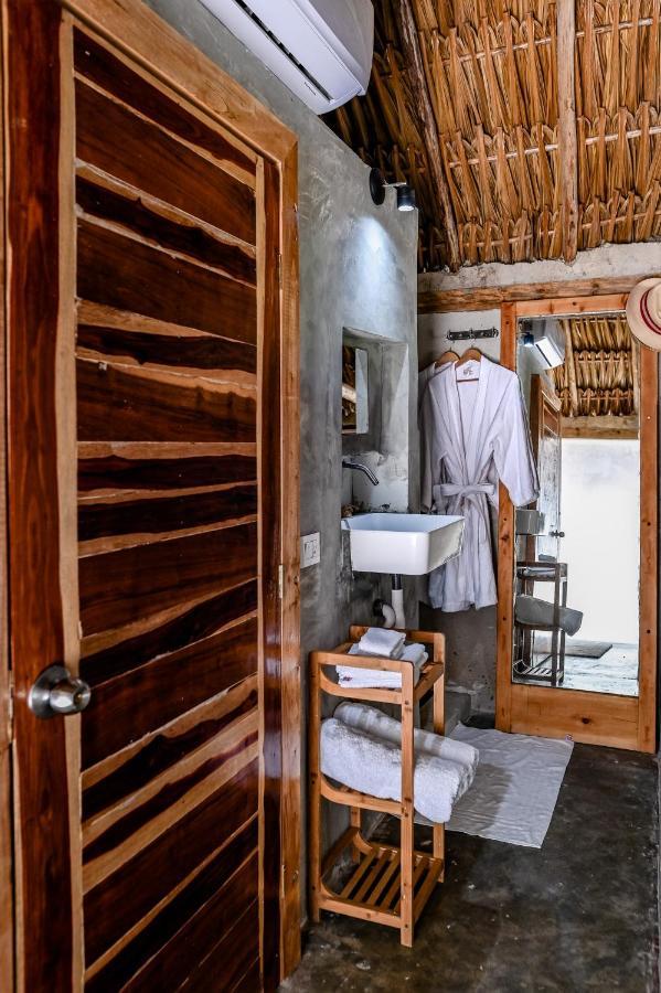 Casa Mate Beachfront Hotel 3*
