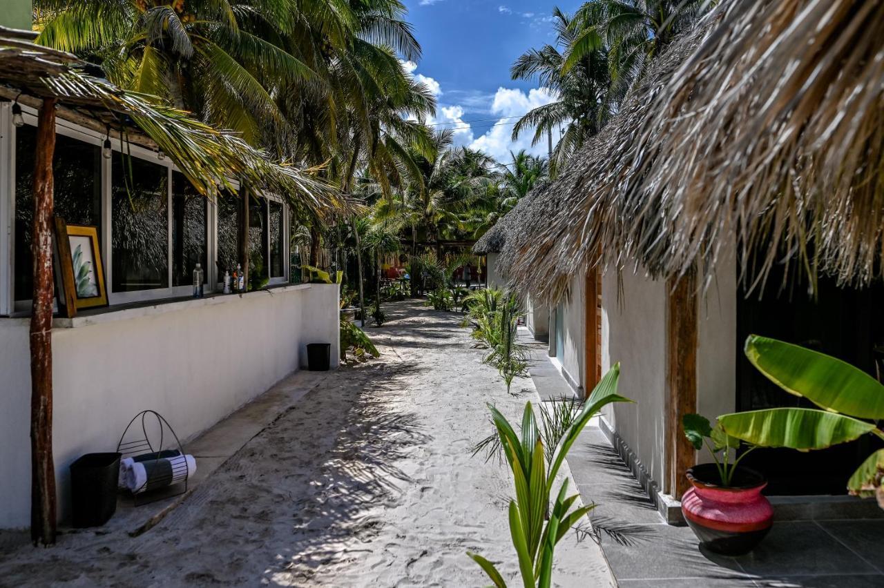 Casa Mate Beachfront Hotel El Cuyo