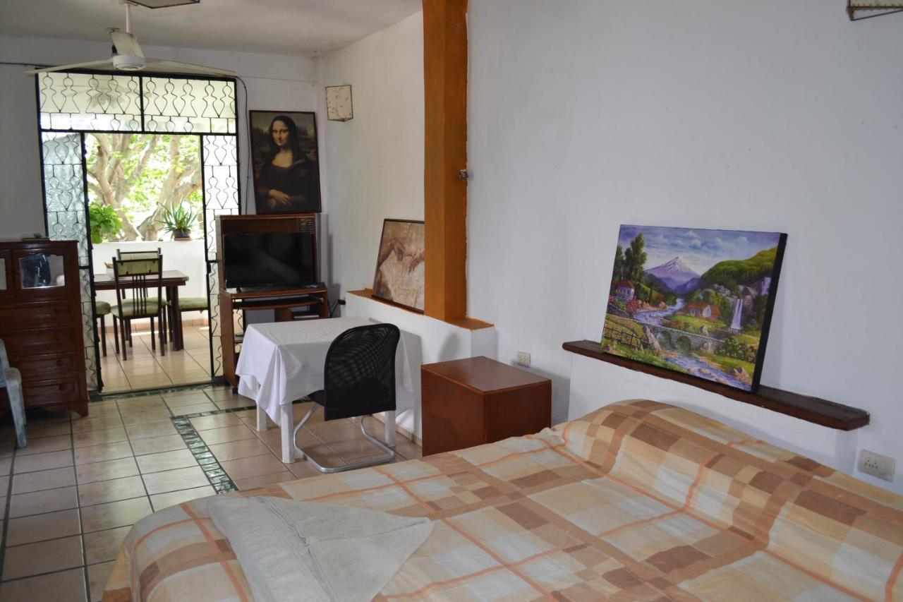 Casa Ana Ruth Hotel 2*