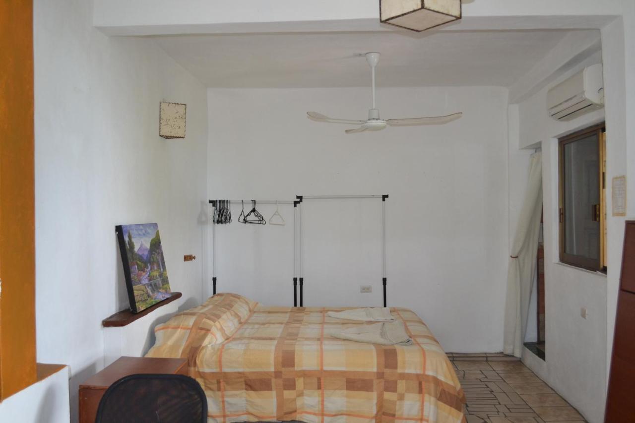 Hotel Casa Ana Ruth 2*