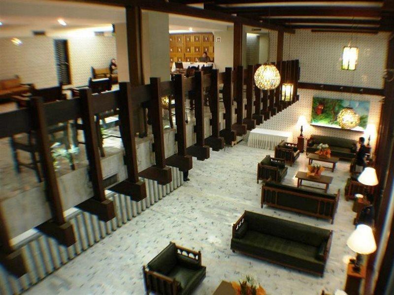 Hotel Colonial De 3*
