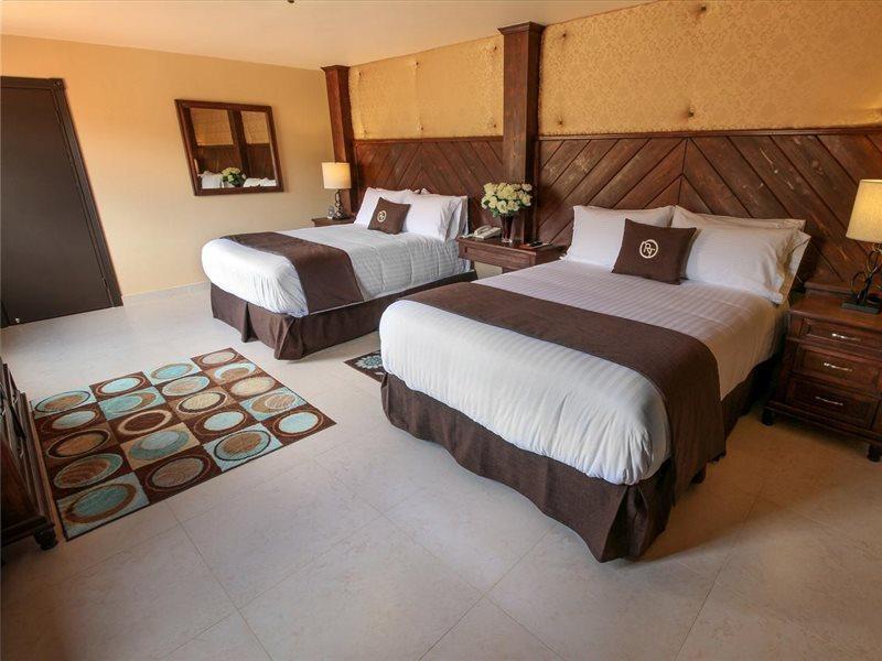 Boutique Rancho Hotel 4*