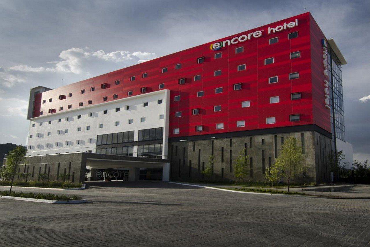 Hotel Ramada Encore By Wyndham Guadalajara Sur