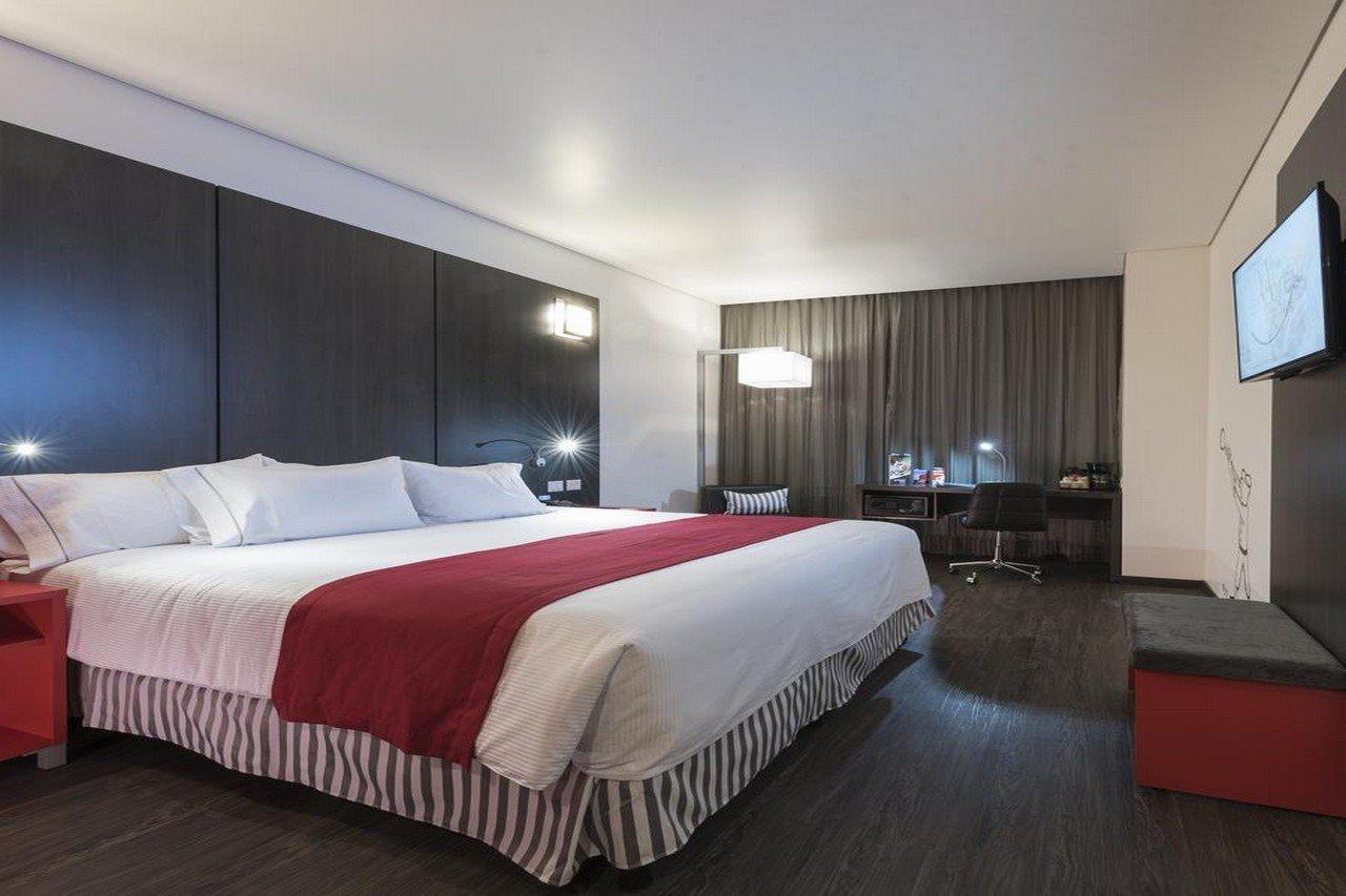 Ramada Encore By Wyndham Guadalajara Sur Hotel