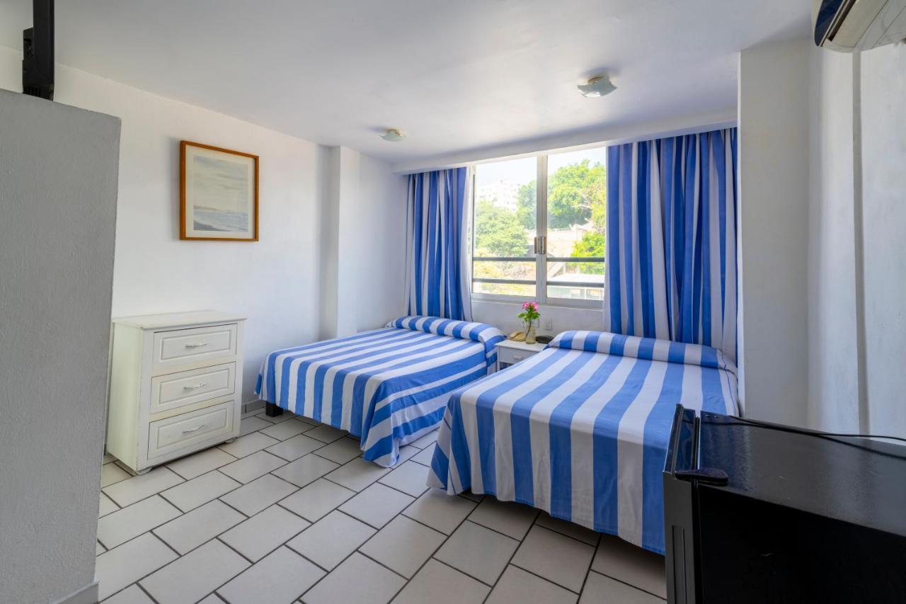 Acamar Hotel