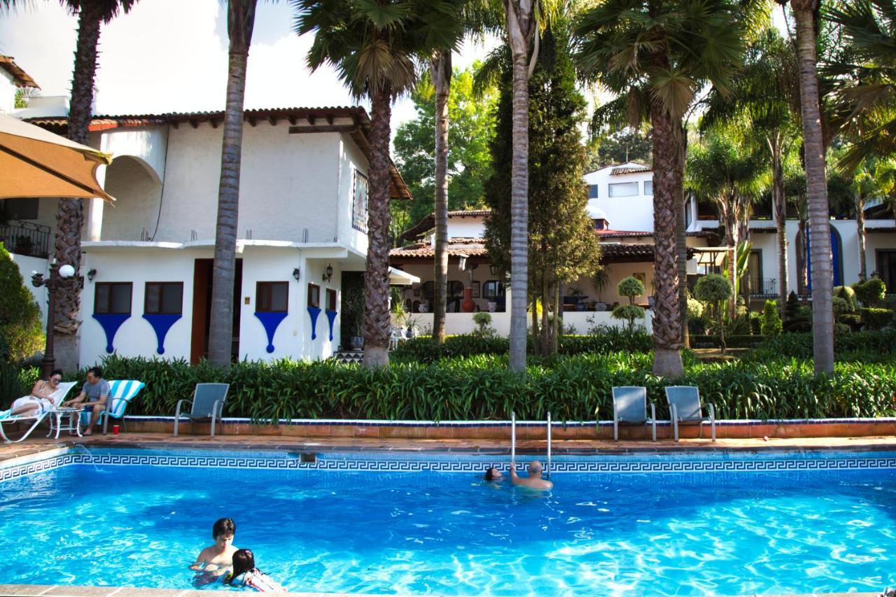 El Rebozo Hotel