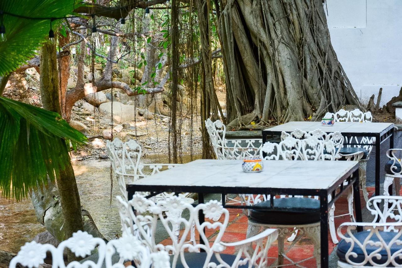 Garlands Del Rio Riverside Boutique Hotel Bed & Breakfast Puerto Vallarta