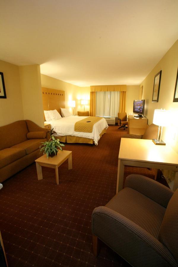 Express Zona Aeropuerto By Ihg Saltillo
