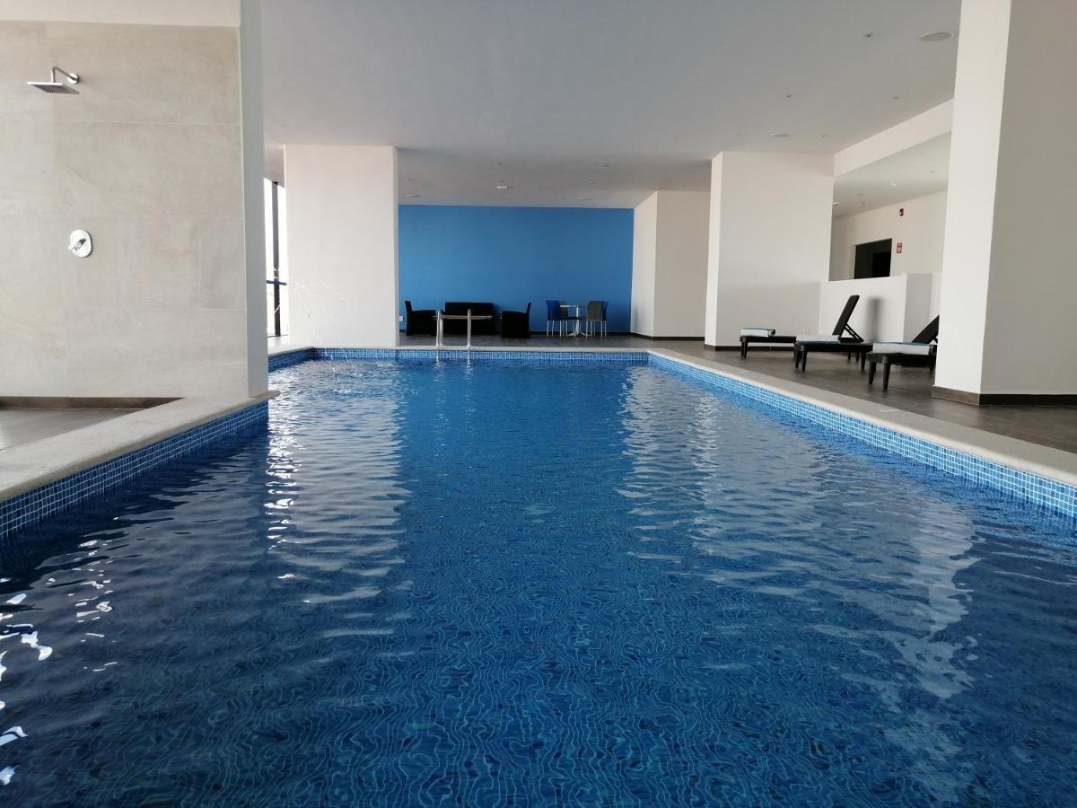 Wyndham Angelopolis Hotel