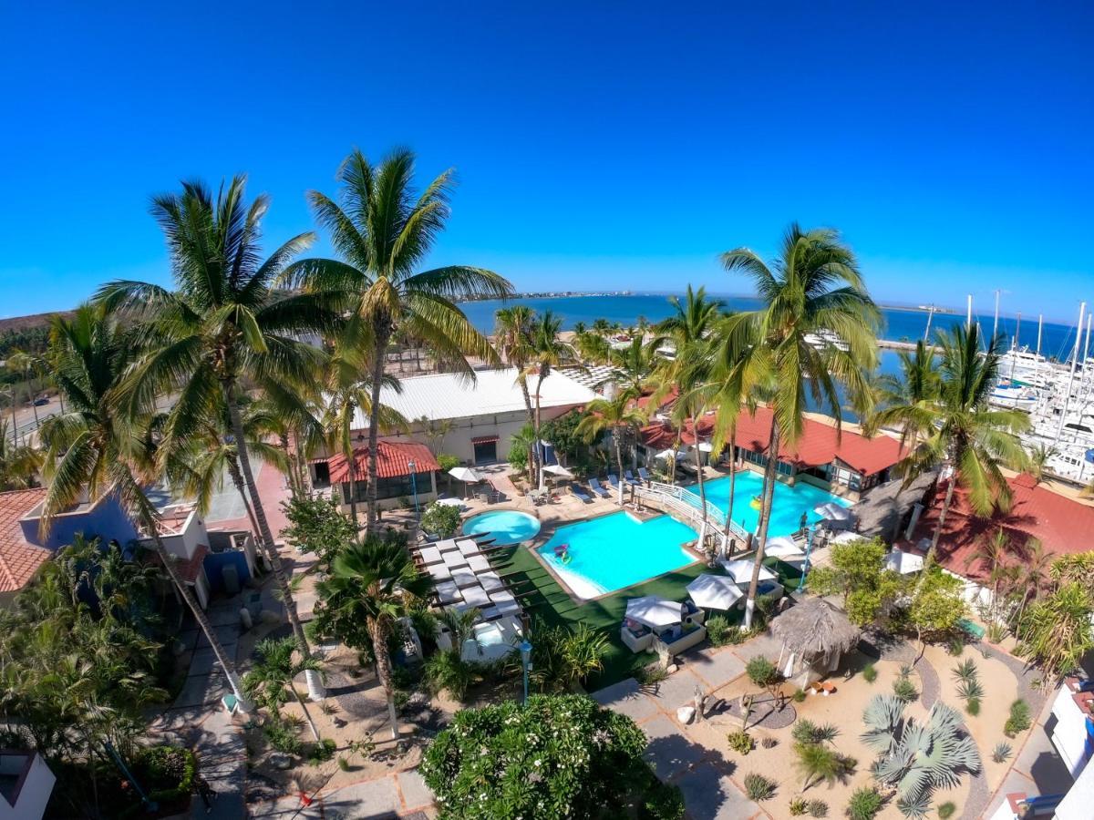The Westmarine Waterfront 4*