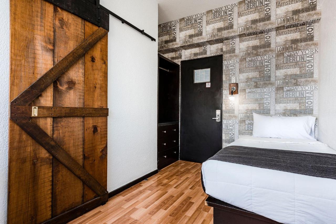 Hotel Hi Impala Queretaro