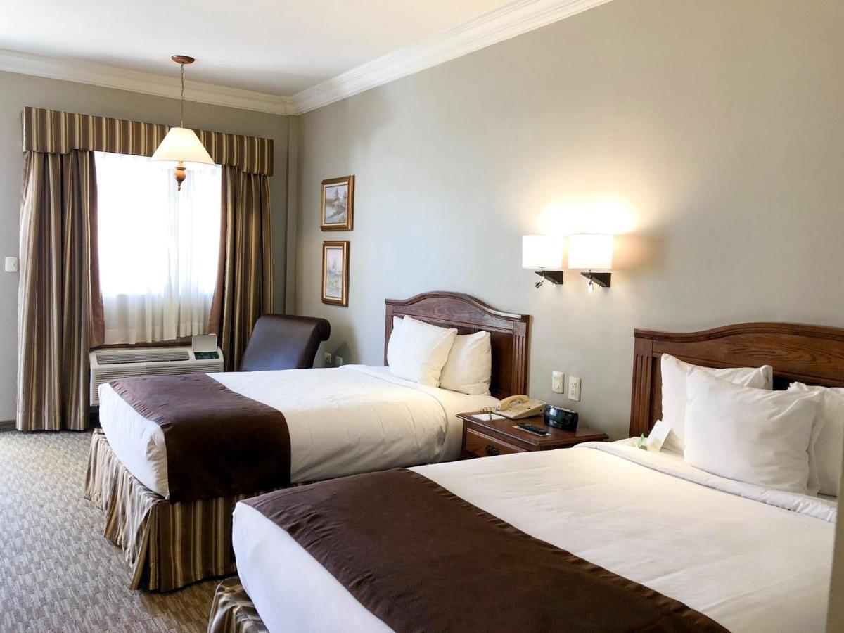 Fresno Galerias Hotel