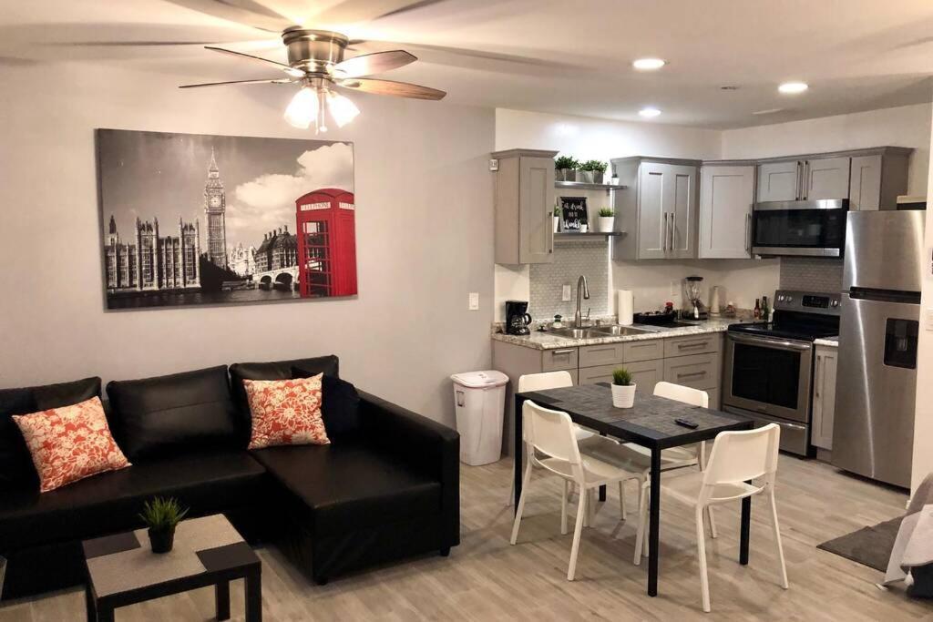 New 2 Bedroom Luxury -great Location -modern *