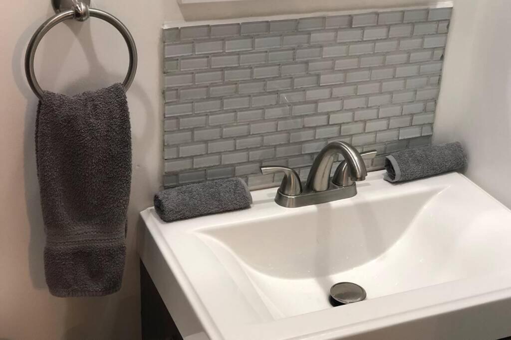 New 2 Bedroom Luxury -great Location -modern Puerto Penasco