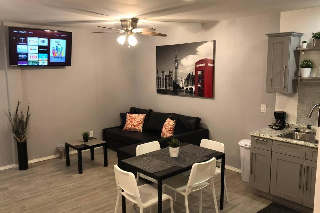 New 2 Bedroom Luxury -great Location -modern Apartment Puerto Penasco