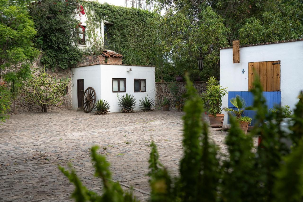 Hotel Colibri - & 3*