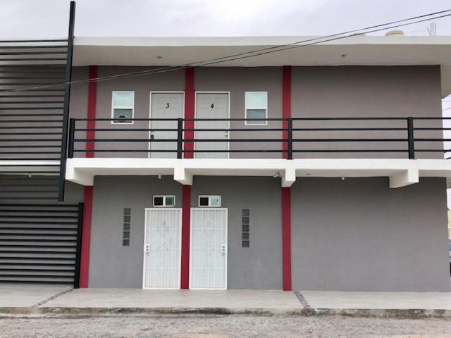 New 2 Bedroom Luxury -great Location -modern