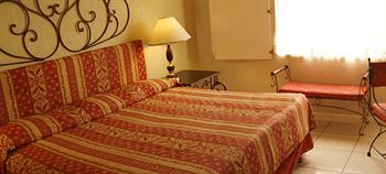 Hotel Palomas Express Tepic