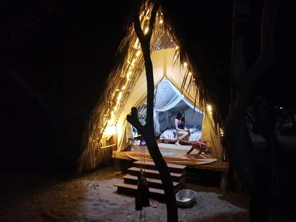 Entremares Lodge *
